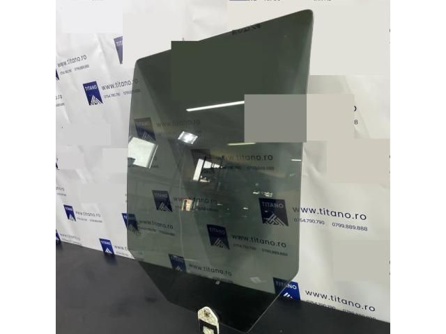 bontott LAND ROVER RANGE ROVER Jobb hátsó Ablak