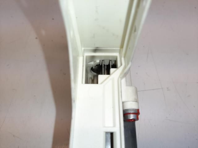 bontott LAND ROVER RANGE ROVER Jobb hátsó Ablakemelő Motor