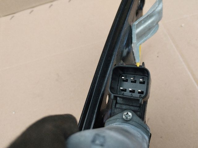 bontott LAND ROVER RANGE ROVER Jobb hátsó Ablakemelő Szerkezet (Elektromos)