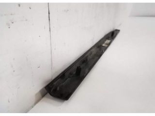 bontott LAND ROVER RANGE ROVER Jobb hátsó Ajtó Díszléc