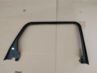 bontott LAND ROVER RANGE ROVER Jobb hátsó Ajtó Kárpit Díszléc