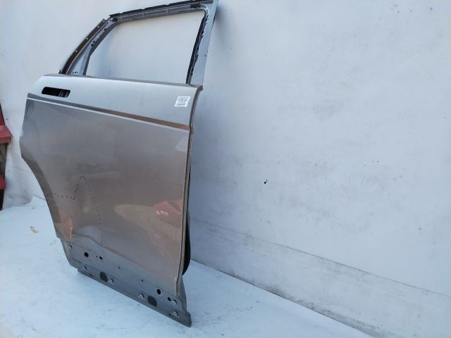 bontott LAND ROVER RANGE ROVER Jobb hátsó Ajtó (Üres lemez)