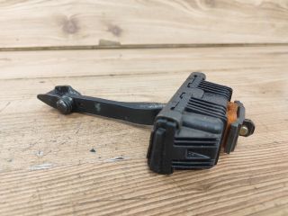 bontott LAND ROVER RANGE ROVER Jobb hátsó Ajtóhatároló