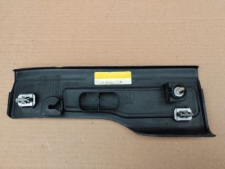 bontott LAND ROVER RANGE ROVER Jobb hátsó Belső Küszöb Burkolat