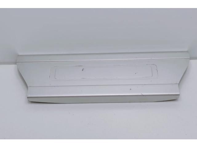 bontott LAND ROVER RANGE ROVER Jobb hátsó Belső Küszöb Burkolat