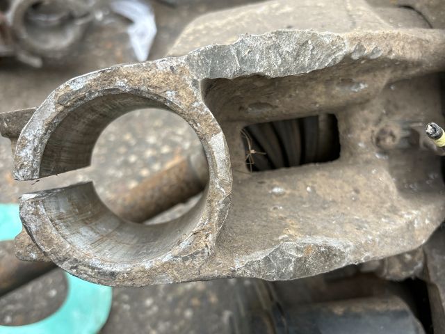 bontott LAND ROVER RANGE ROVER Jobb hátsó Csonkállvány Kerékaggyal