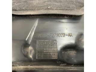 bontott LAND ROVER RANGE ROVER Jobb hátsó Dobbetét (Kerékjárati, Műanyag)