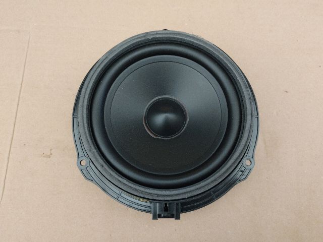 bontott LAND ROVER RANGE ROVER Jobb hátsó Hangszóró