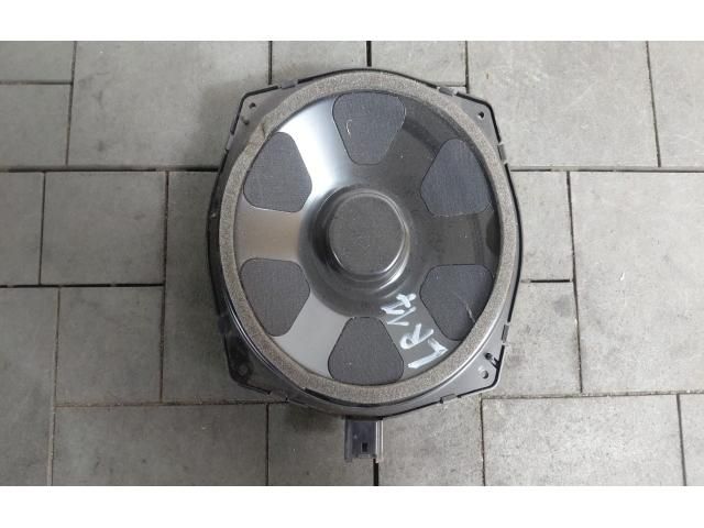 bontott LAND ROVER RANGE ROVER Jobb hátsó Hangszóró