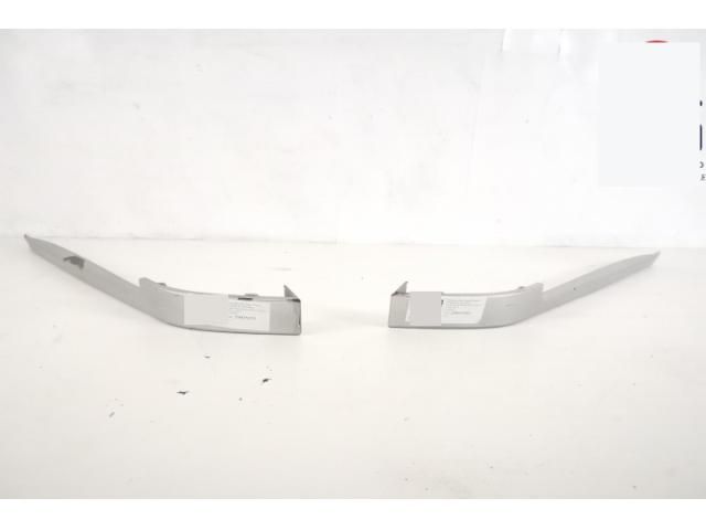 bontott LAND ROVER RANGE ROVER Jobb hátsó Lökhárító Díszléc