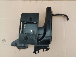 bontott LAND ROVER RANGE ROVER Jobb hátsó Oldal Lökhárító Tartó (Műanyag)