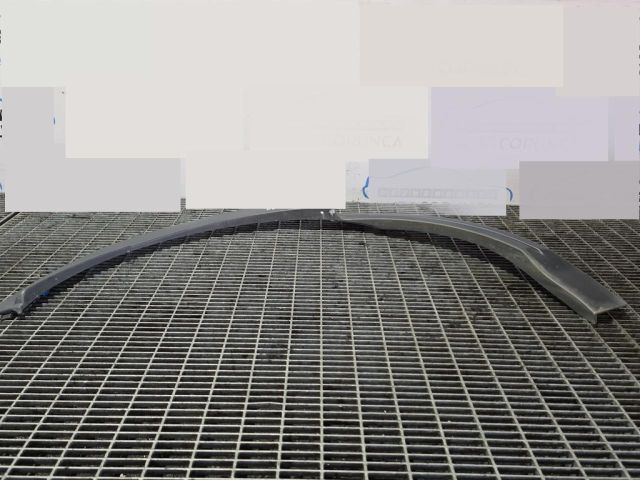 bontott LAND ROVER RANGE ROVER Jobb hátsó Sárvédő Díszléc