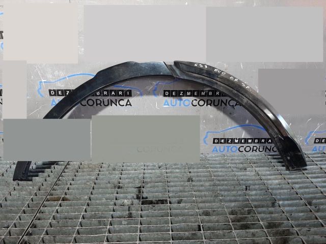 bontott LAND ROVER RANGE ROVER Jobb hátsó Sárvédő Díszléc