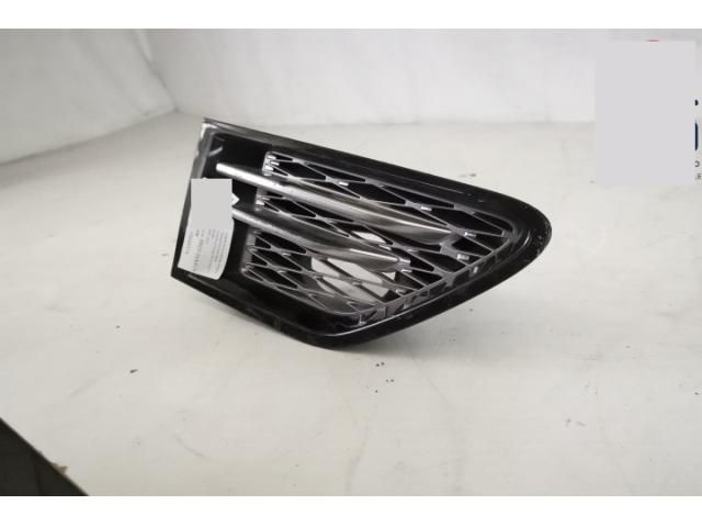 bontott LAND ROVER RANGE ROVER Jobb Ködlámpa Rács