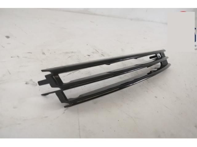 bontott LAND ROVER RANGE ROVER Jobb Ködlámpa Rács