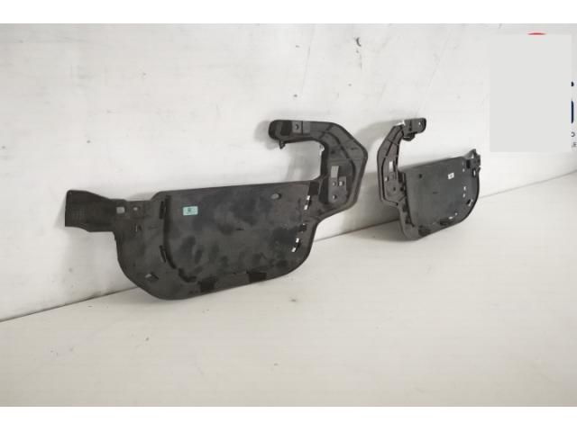 bontott LAND ROVER RANGE ROVER Jobb Ködlámpa Rács