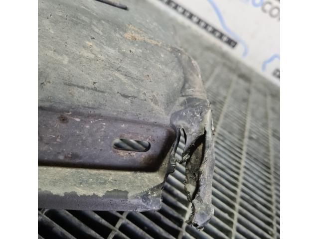 bontott LAND ROVER RANGE ROVER Jobb Küszöb