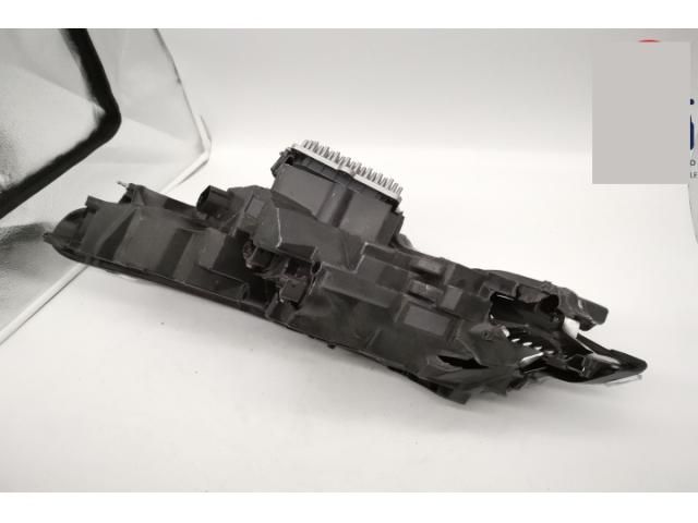 bontott LAND ROVER RANGE ROVER Jobb Ledes Fényszóró