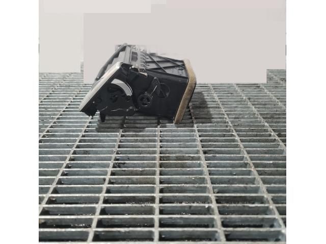 bontott LAND ROVER RANGE ROVER Jobb Szellőző