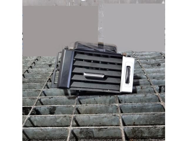 bontott LAND ROVER RANGE ROVER Jobb Szellőző