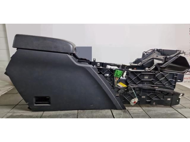 bontott LAND ROVER RANGE ROVER Könyöklő