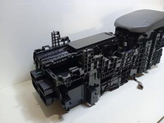 bontott LAND ROVER RANGE ROVER Könyöklő