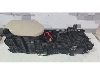 bontott LAND ROVER RANGE ROVER Könyöklő