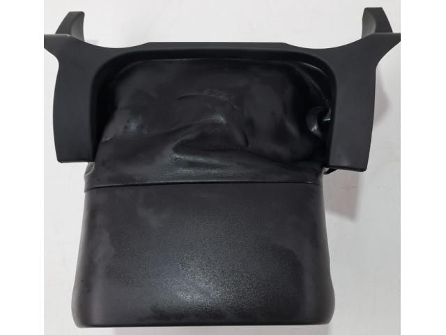 bontott LAND ROVER RANGE ROVER Kormányközép Burkolat