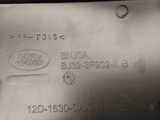 bontott LAND ROVER RANGE ROVER Kormányközép Burkolat