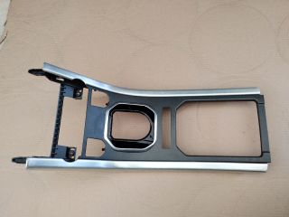 bontott LAND ROVER RANGE ROVER Középkonzol Keret