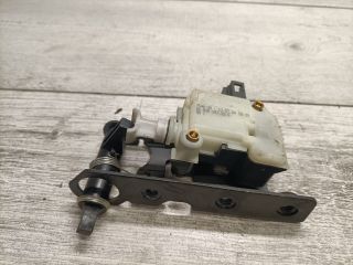 bontott LAND ROVER RANGE ROVER Központizár Motor Csomagtérajtó