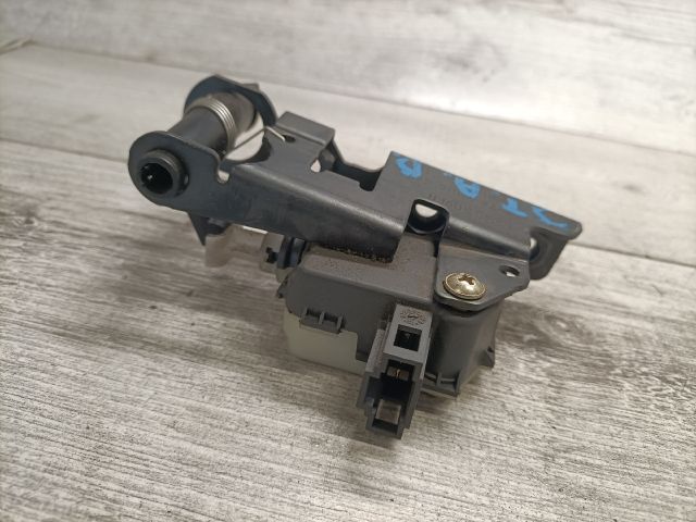 bontott LAND ROVER RANGE ROVER Központizár Motor Csomagtérajtó