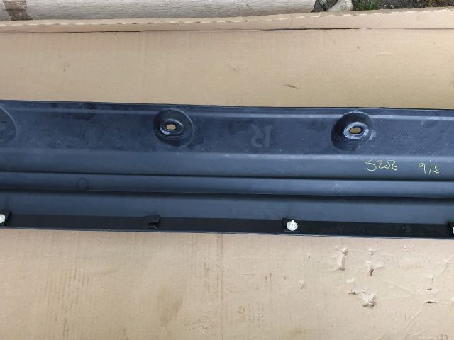 bontott LAND ROVER RANGE ROVER Küszöb Burkolat