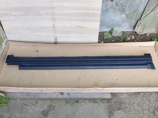 bontott LAND ROVER RANGE ROVER Küszöb Burkolat