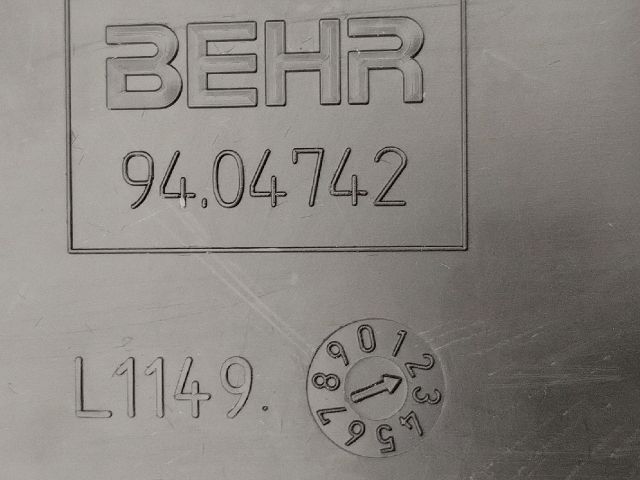 bontott LAND ROVER RANGE ROVER Műszerfal alatti Műanyag Elem