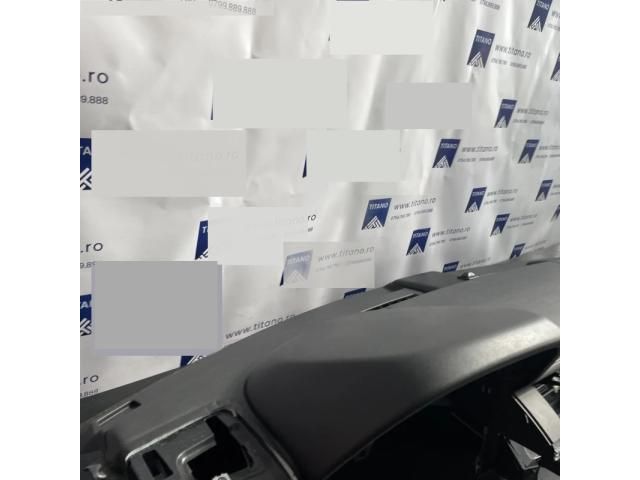 bontott LAND ROVER RANGE ROVER Műszerfal Héj