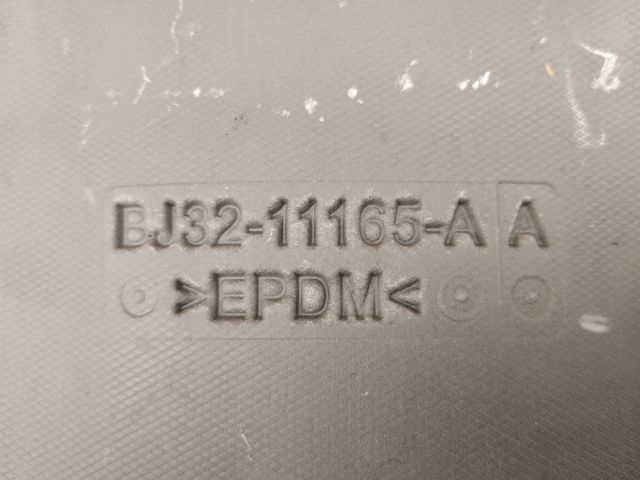 bontott LAND ROVER RANGE ROVER Padlószőnyeg Alatti Szigetelés