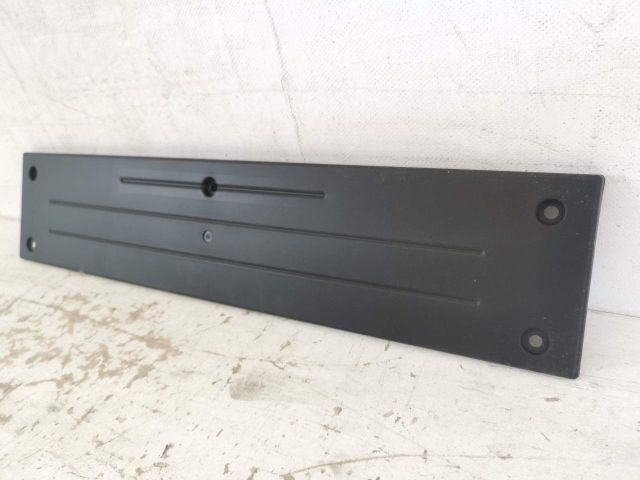 bontott LAND ROVER RANGE ROVER Rendszámtábla Tartó