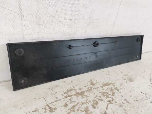 bontott LAND ROVER RANGE ROVER Rendszámtábla Tartó