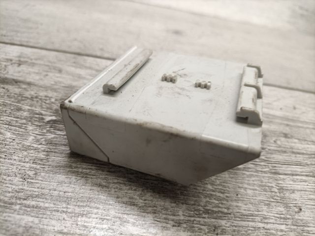 bontott LAND ROVER RANGE ROVER Riasztó Központ