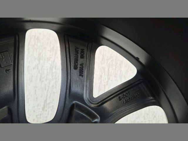 bontott LAND ROVER RANGE ROVER VELAR Alufelni (1 db)