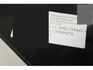 bontott LAND ROVER RANGE ROVER VELAR Bal C Oszlop Burkolat