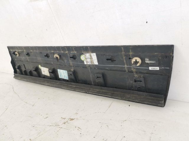 bontott LAND ROVER RANGE ROVER VELAR Bal első Ajtó Díszléc