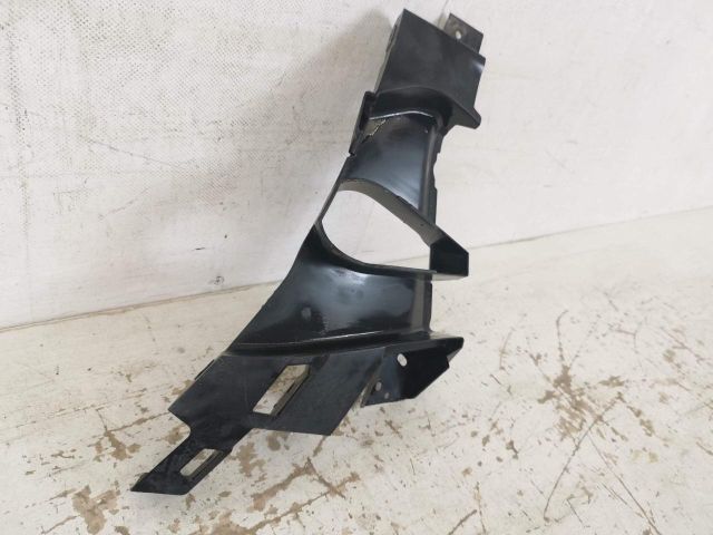 bontott LAND ROVER RANGE ROVER VELAR Bal első Lökhárító Tartó (Műanyag)