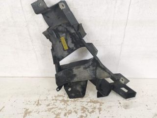 bontott LAND ROVER RANGE ROVER VELAR Bal első Lökhárító Tartó (Műanyag)