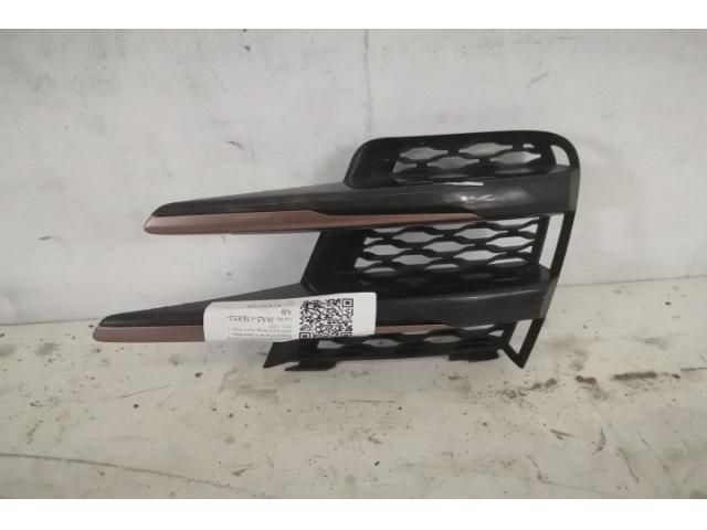 bontott LAND ROVER RANGE ROVER VELAR Bal Ködlámpa Rács