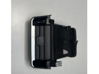 bontott LAND ROVER RANGE ROVER VELAR Bal Szellőző