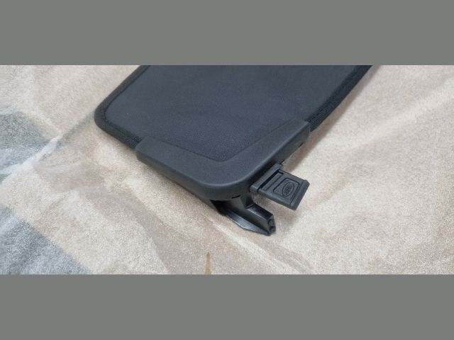 bontott LAND ROVER RANGE ROVER VELAR Csomagtér Roló