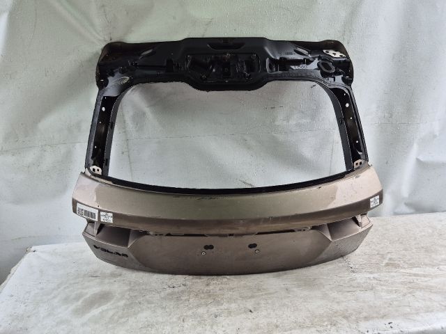 bontott LAND ROVER RANGE ROVER VELAR Csomagtérajtó (Üres lemez)