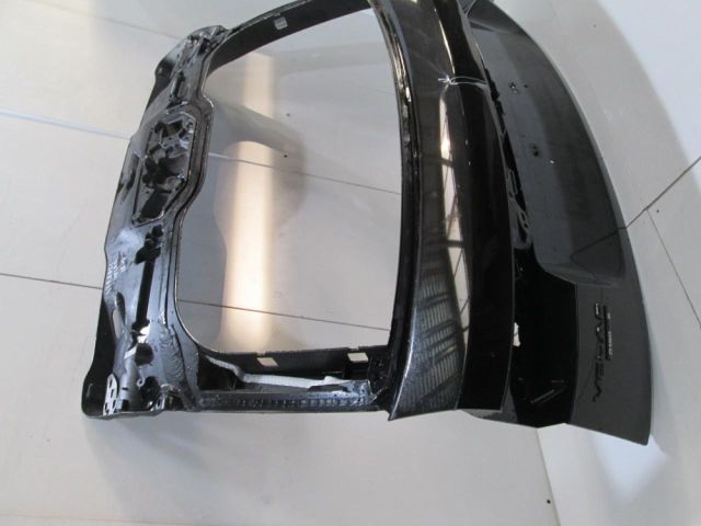 bontott LAND ROVER RANGE ROVER VELAR Csomagtérajtó (Üres lemez)